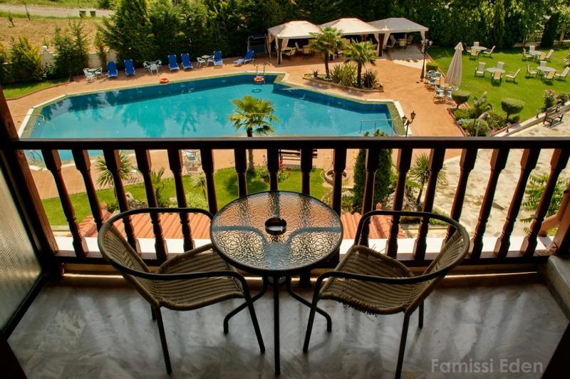 Famissi Eden Hotel Калампака Номер фото