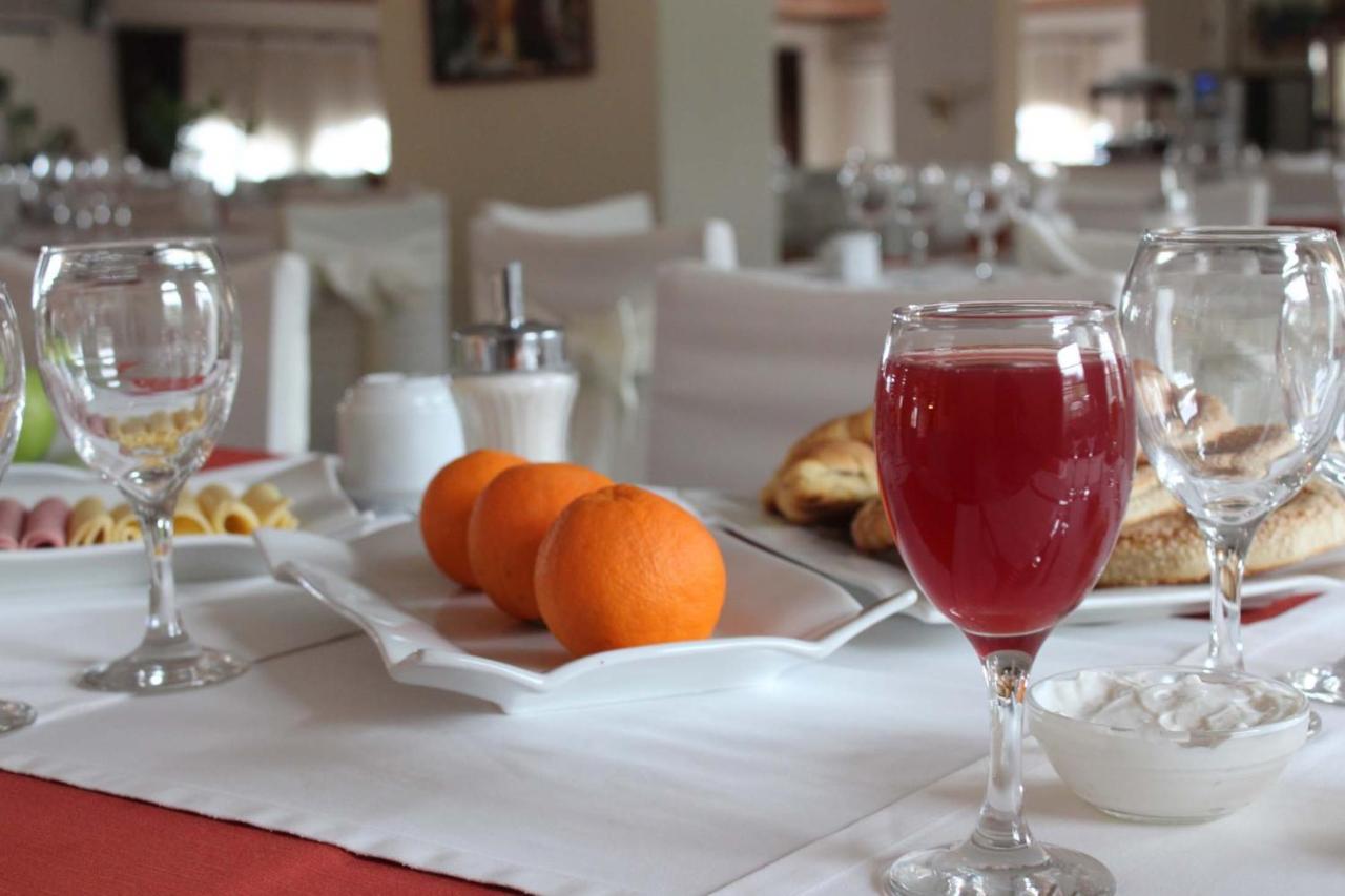 Famissi Eden Hotel Калампака Экстерьер фото