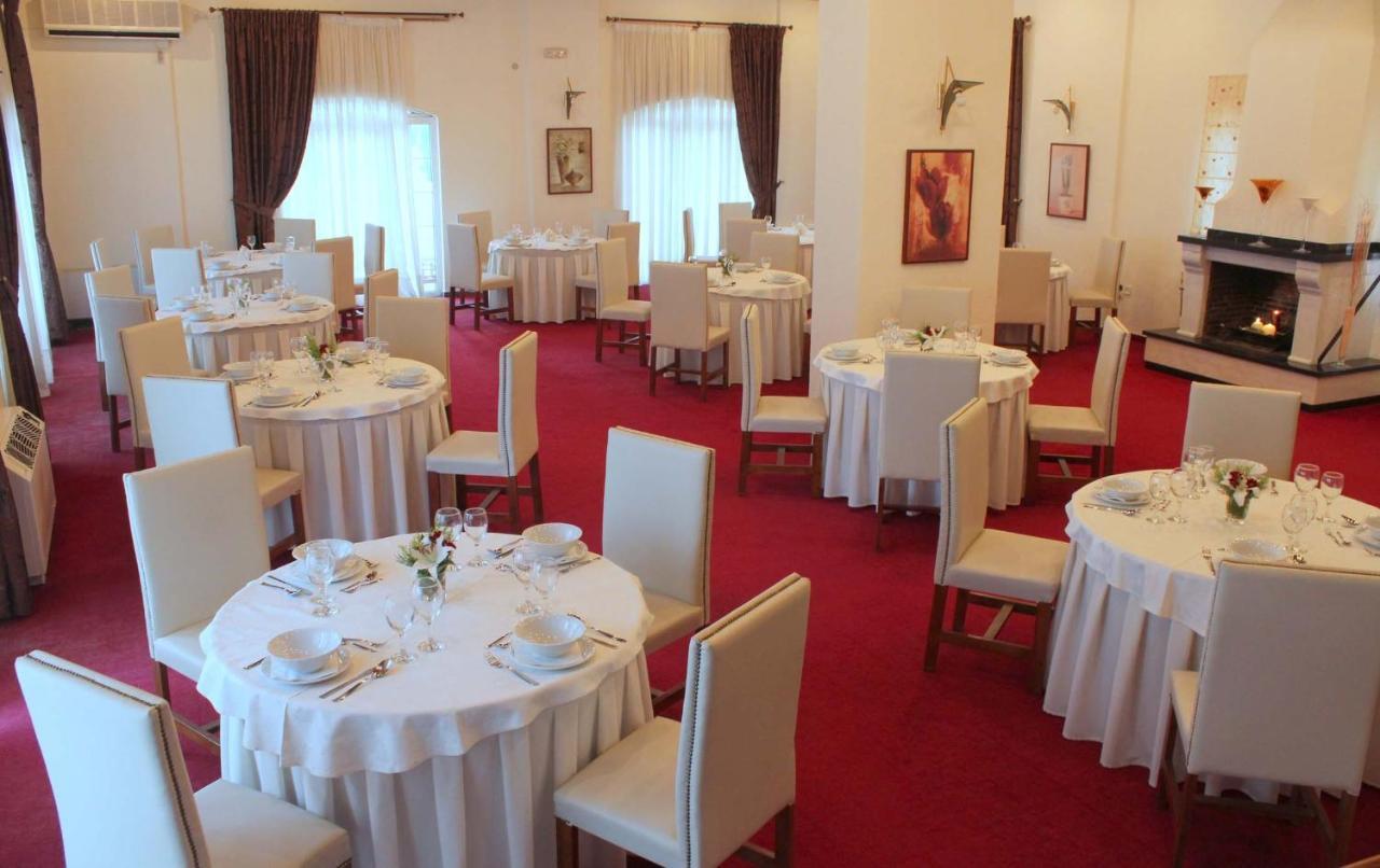 Famissi Eden Hotel Калампака Экстерьер фото